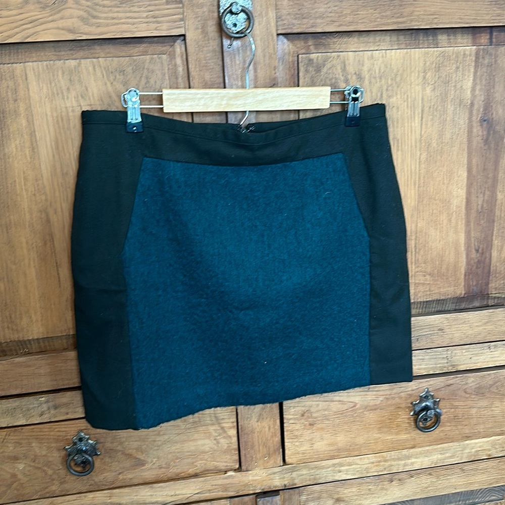 Banana Republic Green/Black Mini Skirt